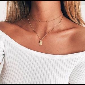 18k gold Pinnaple pendent 🍍